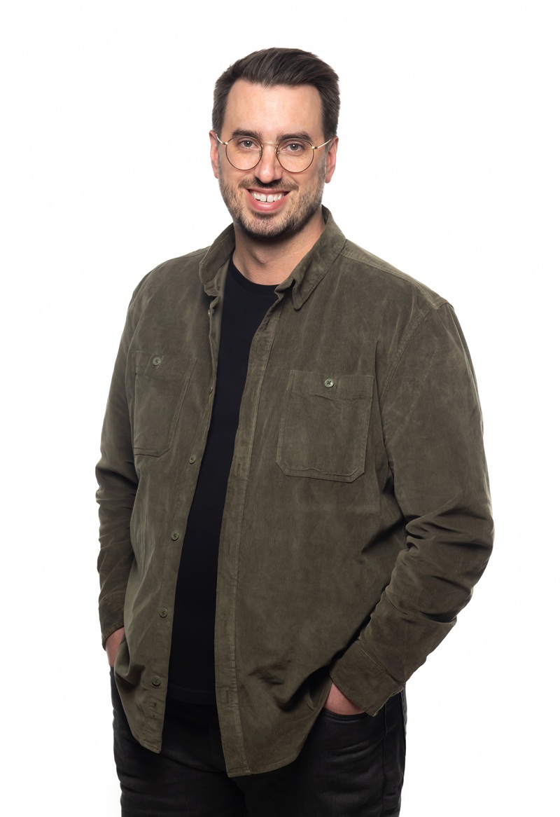 Evan McNeil - Nova Scotia Realtor with Red Door Realty